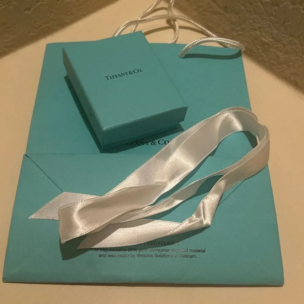 Tiffany & Co Luxury Packaging Box Ribbon Gift Bag Set Iconic Blue